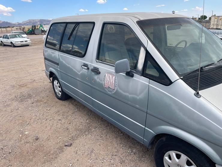 #1882-•-1992-ford-aerostar-xl-passenger-van-(has-nm-title)-(offsite-at-nmsu)-image-16