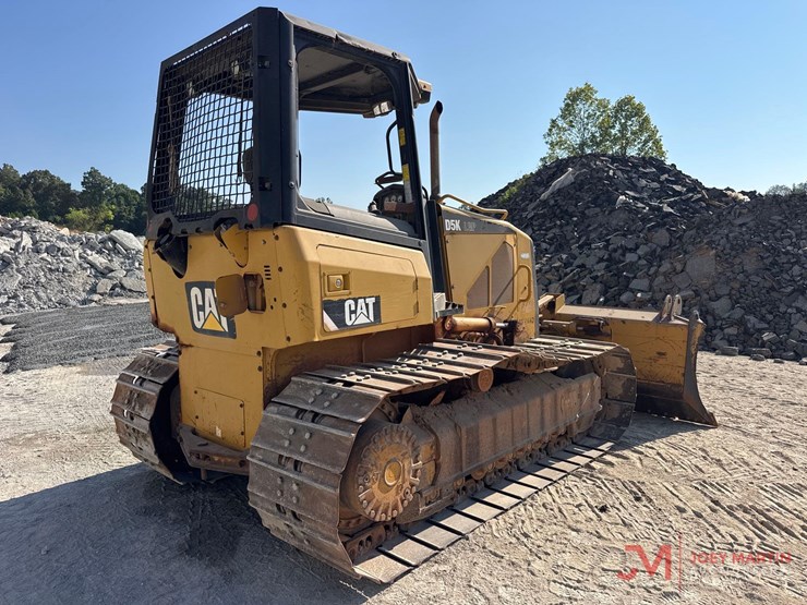 2010-caterpillar-d5k-lgp-image-3