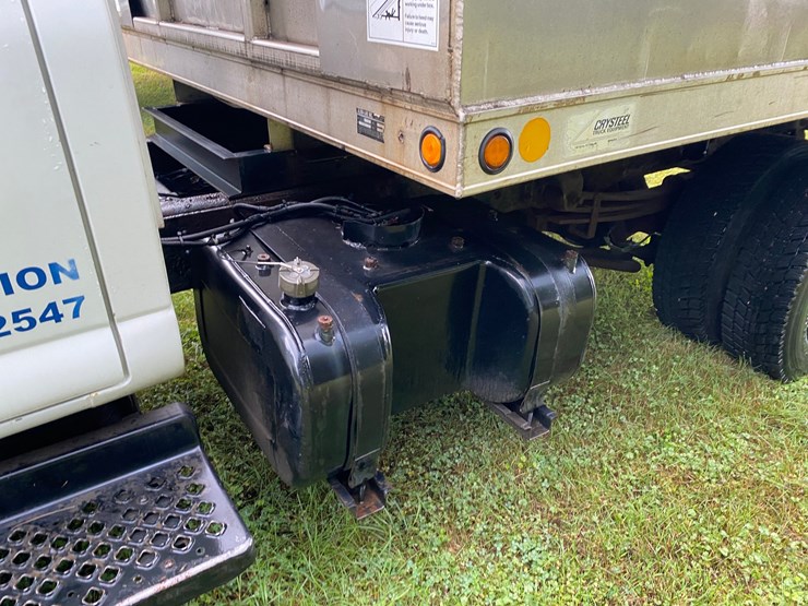 #215-•-2005-gmc-c5500-with-alum-line-aluminum-dump-box-(wi-title-in-delay)-(menomonie,-wi)-image-14