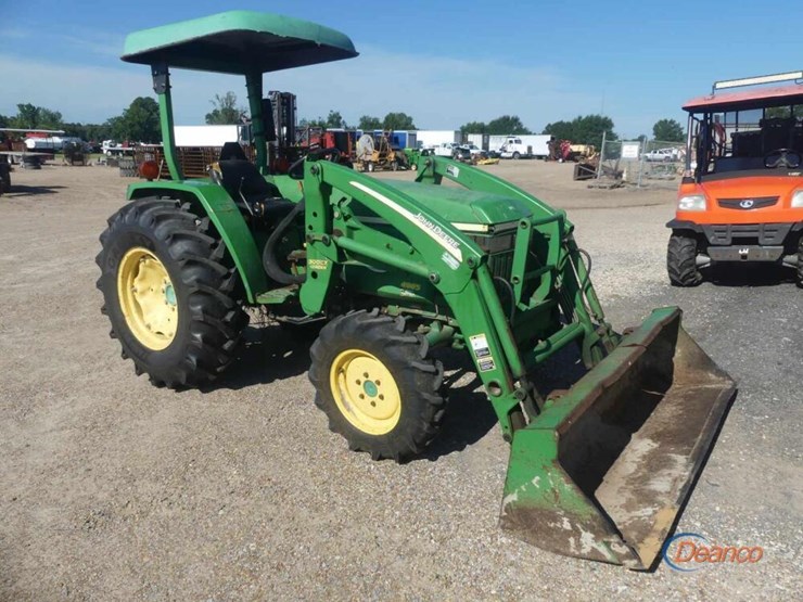 john-deere-4005-image-2