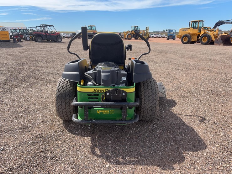 2019-john-deere-540m-image-3