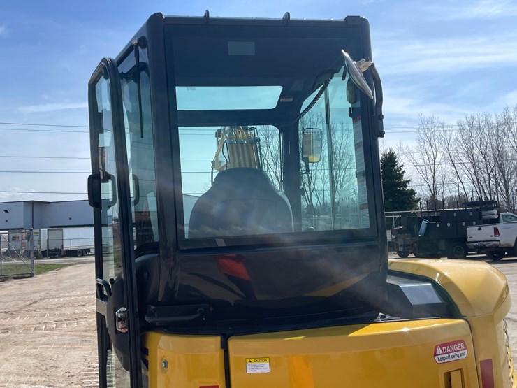 #105-•-2024-komatsu-55mr-5-excavator-(kaukauna,-wi)-image-6