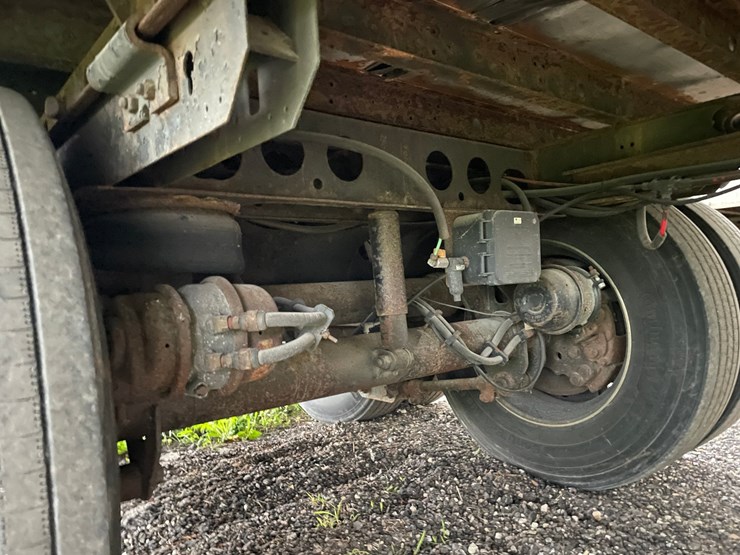 2017-utility-3000r-image-5