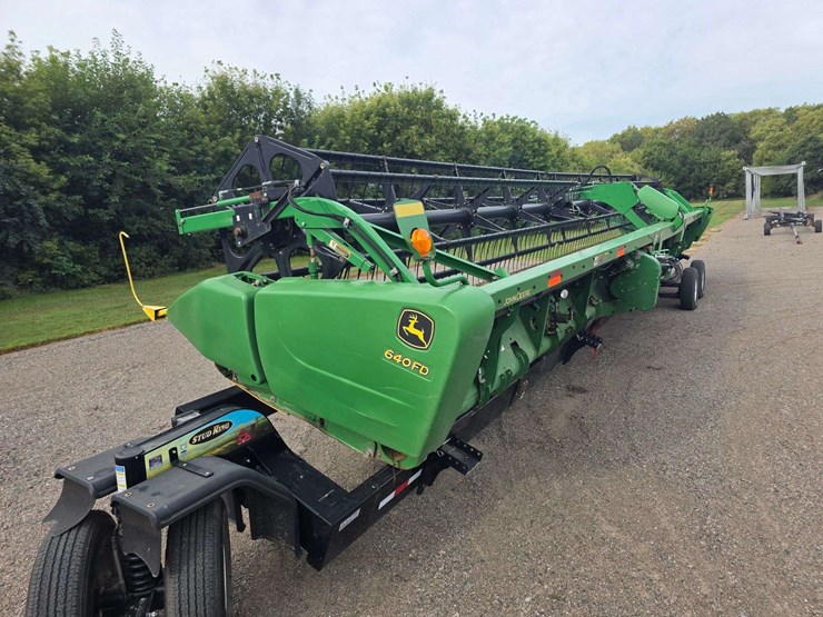 2011-john-deere-640fd-image-45