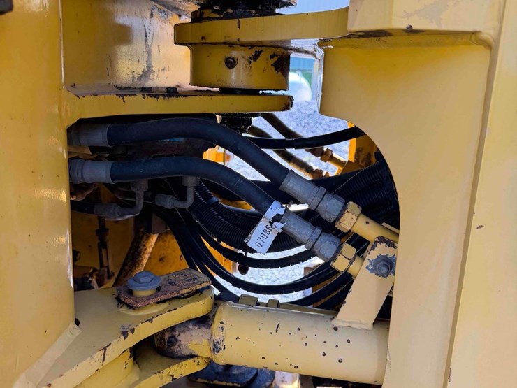 2004-komatsu-wa180pt-3mc-image-13