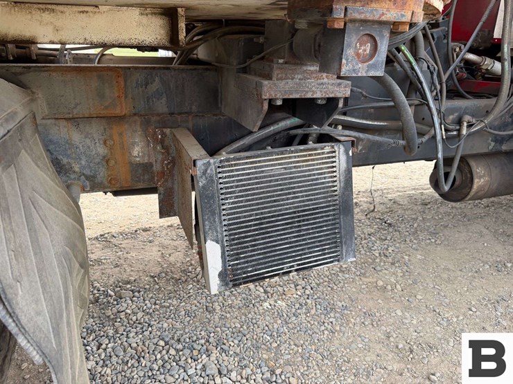 2002-sterling-l9500-image-42
