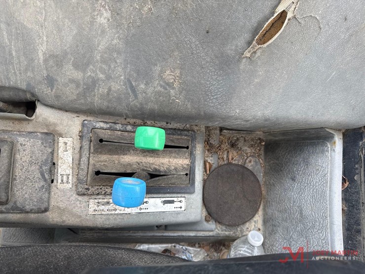 ford-3930-image-17