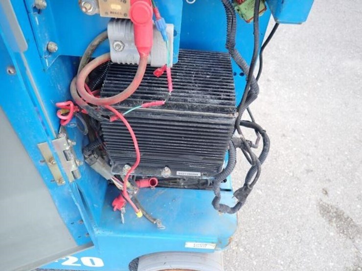 2011-genie-gr20-image-13