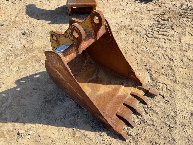 john-deere-24-image-4
