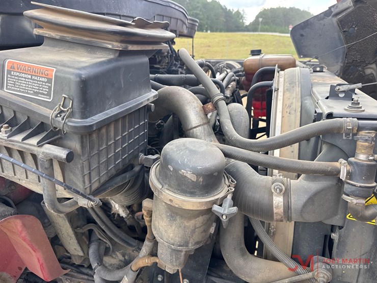 2014-international-durastar-4400-image-20