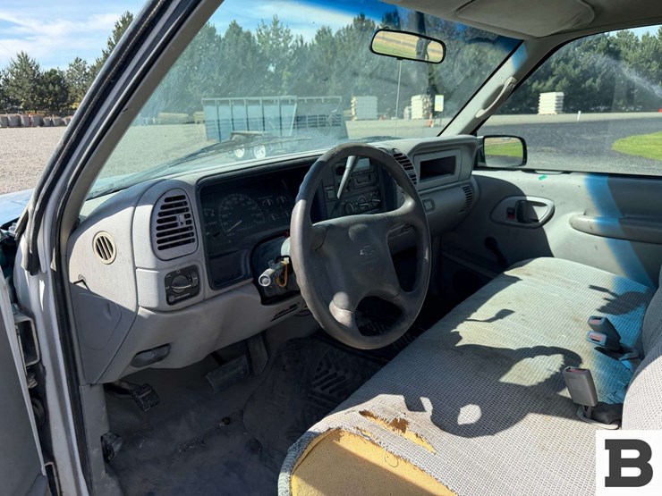 1999-chevrolet-2500-image-30