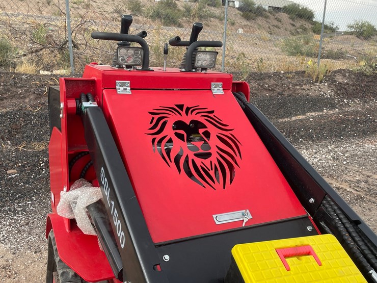 #2035-•-unused-mini-track-skid-steer-loader-image-32