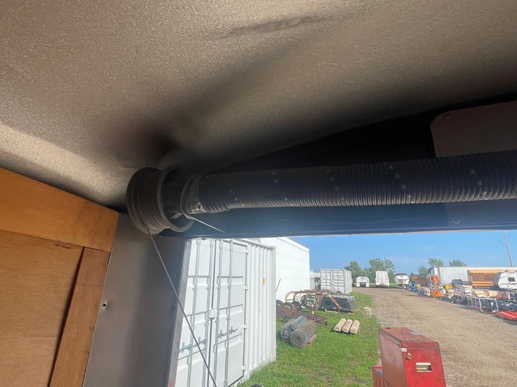 #2413-•-12'-single-axle-enclosed-trailer-(no-title)-image-37