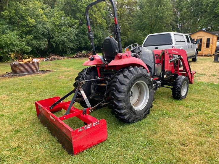 mahindra-1538-hst-image-6