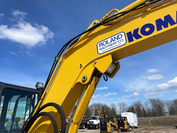 #105-•-2024-komatsu-55mr-5-excavator-(kaukauna,-wi)-image-29