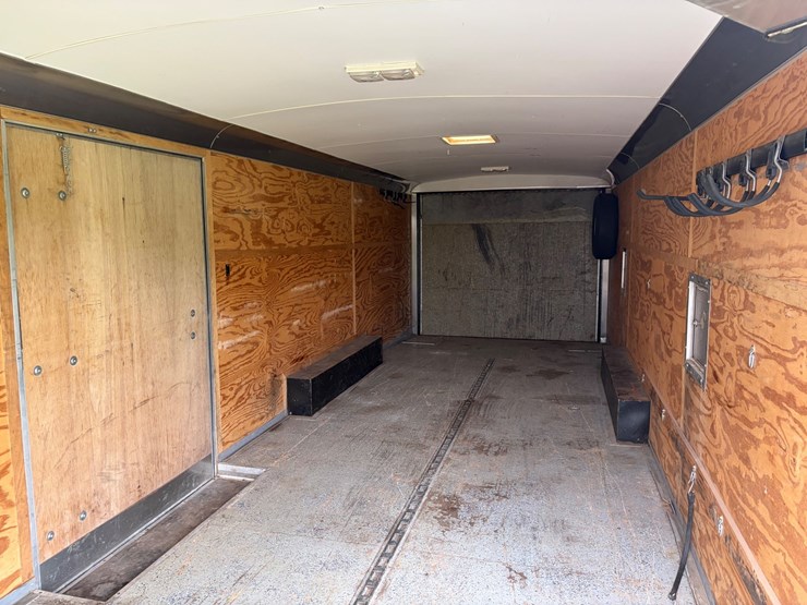 #712-•-2006-atlas-combo-tandem-axle-enclosed-trailer-(has-wi-title)(helenville,-wi)-image-10