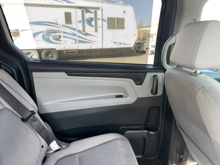 2018-honda-odyssey-image-56