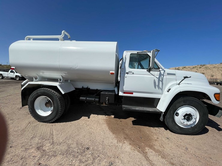 1997-ford-f800-image-76