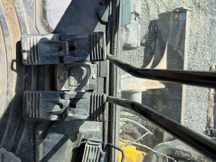 2016-deere-60g-image-58
