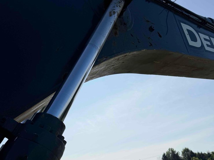 2019-deere-350g-lc-image-14
