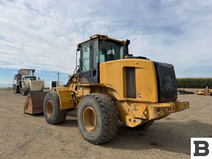 2005-caterpillar-930g-image-3