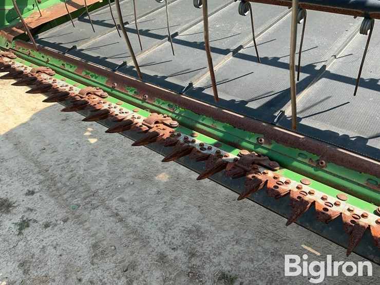 2012-john-deere-630d-image-15