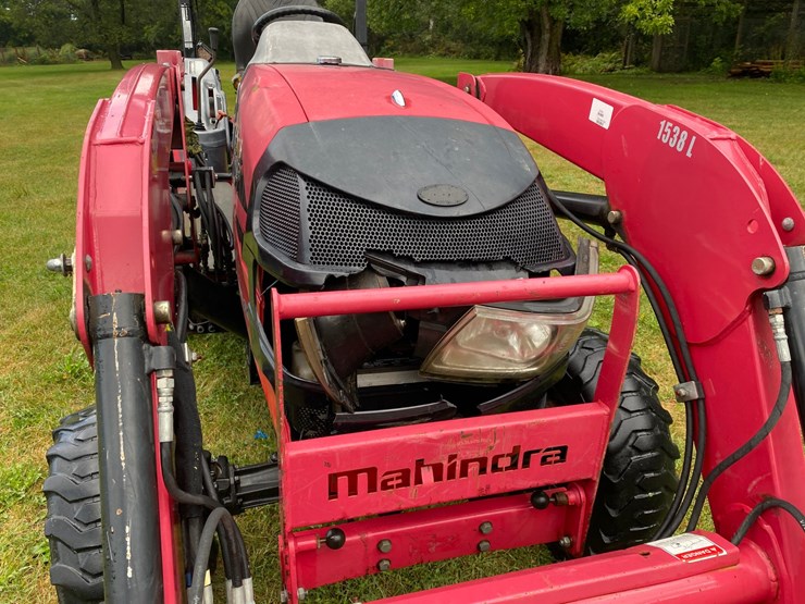 mahindra-1538-hst-image-31