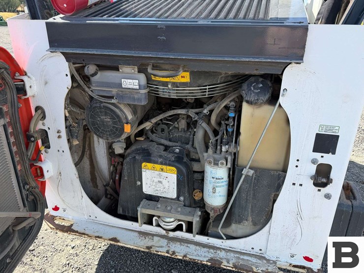 2021-bobcat-t66-image-26