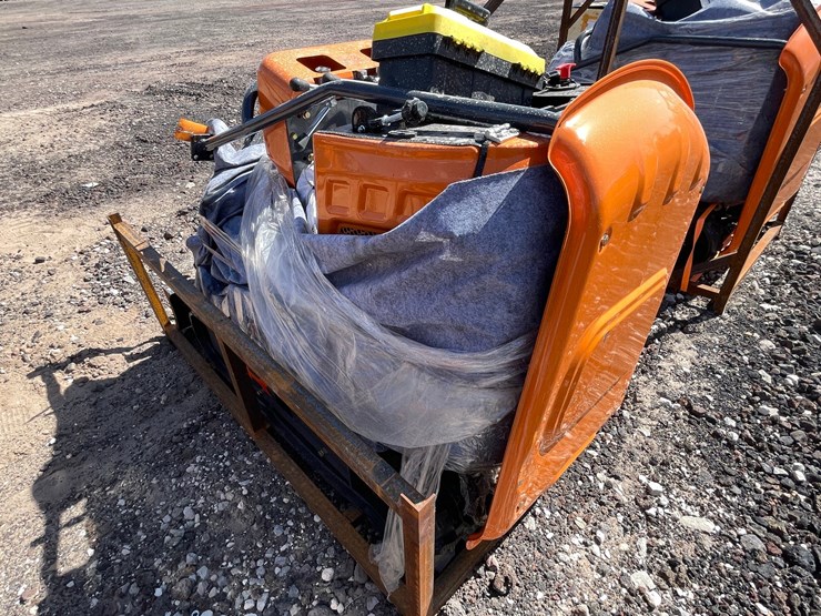 #2033-•-unused-2026-landhonor-mini-excavator-image-11