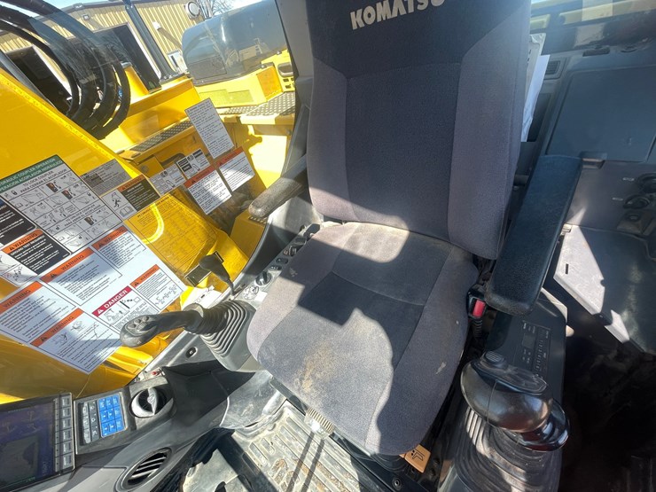 2019-komatsu-pc138us-image-73