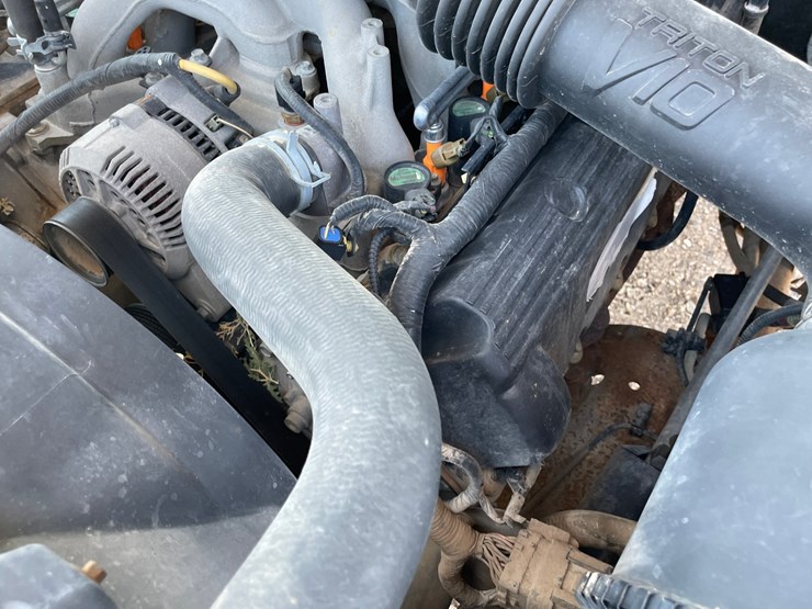 2001-ford-f350-image-60