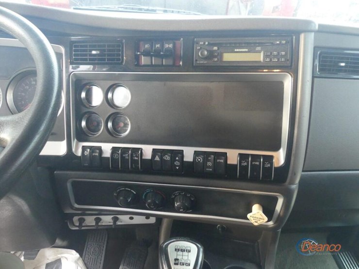 2009-kenworth-t800-image-20