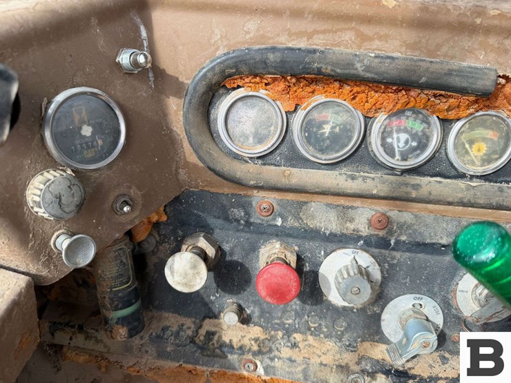 caterpillar-613b-image-57