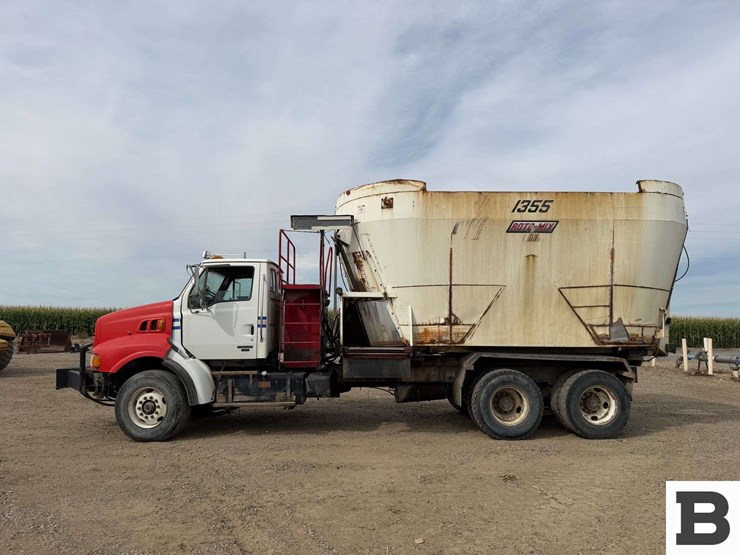 2002-sterling-l9500-image-3