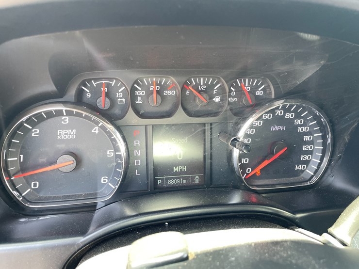 #1864-•-2018-chevy-work-truck-(has-nm-title)-image-70
