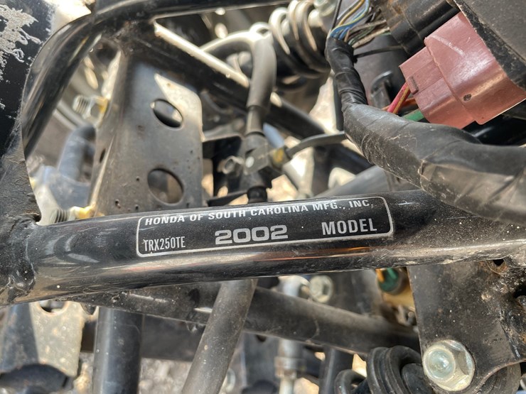 #2996-•-2002-honda-recon-es-four-wheeler-image-11
