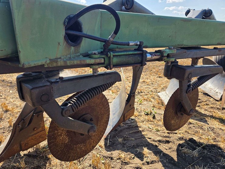 john-deere-2800-image-17