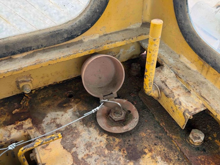 caterpillar-955l-image-24