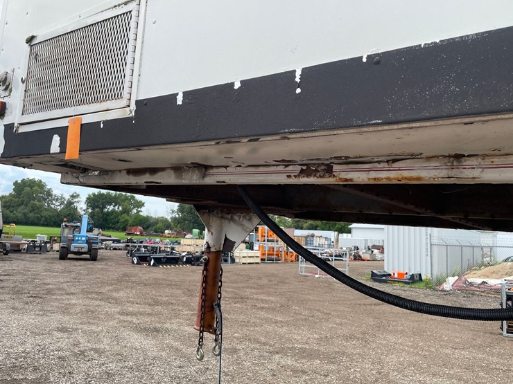 #2840-•-1987-roadmaster-5th-wheel-enclosed-trailer-(has-wi-title)-image-34