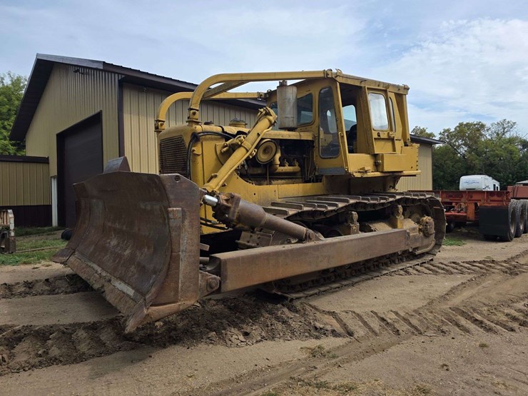 caterpillar-d8h-image-2