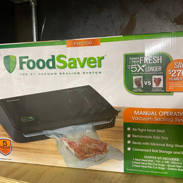 #6253 • FoodSaver Vacuum Sealer