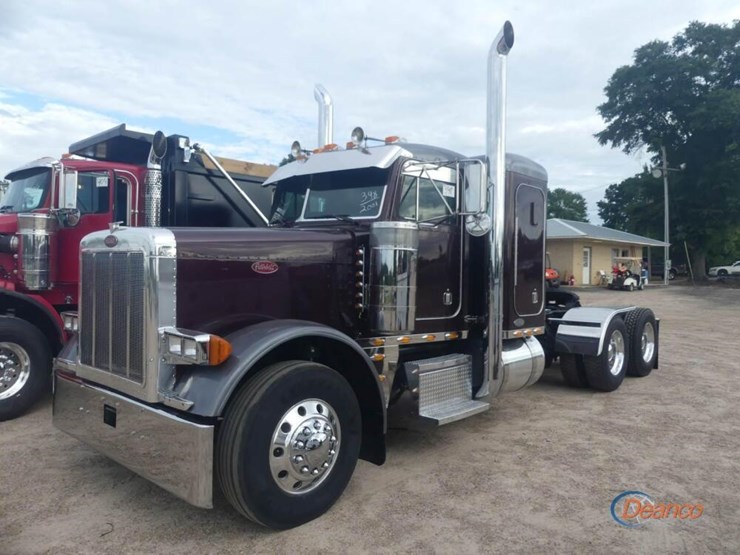2001-peterbilt-379-image-24