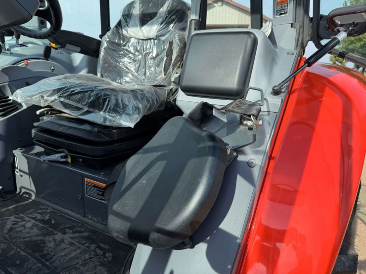kubota-m4-071-image-16