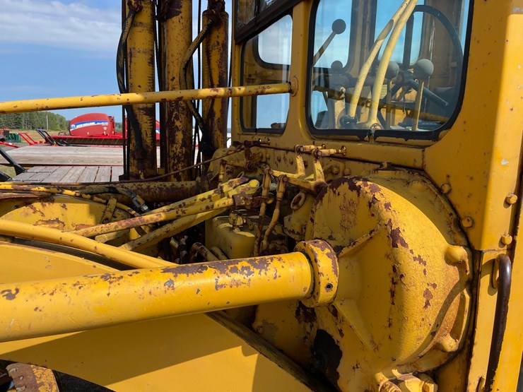 1964-caterpillar-12e-image-17