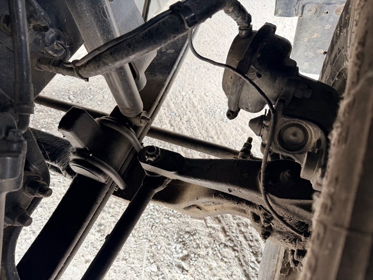 2014-peterbilt-389-image-17