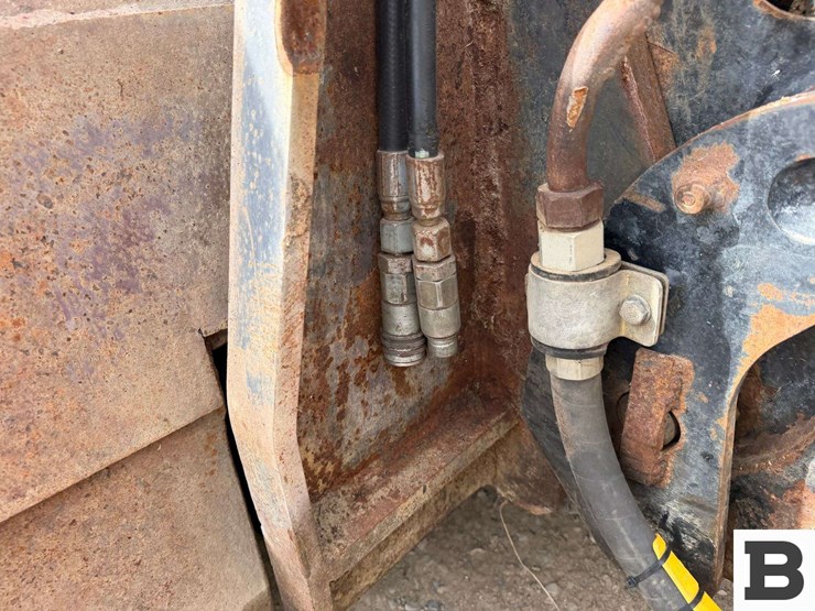 2005-caterpillar-930g-image-13