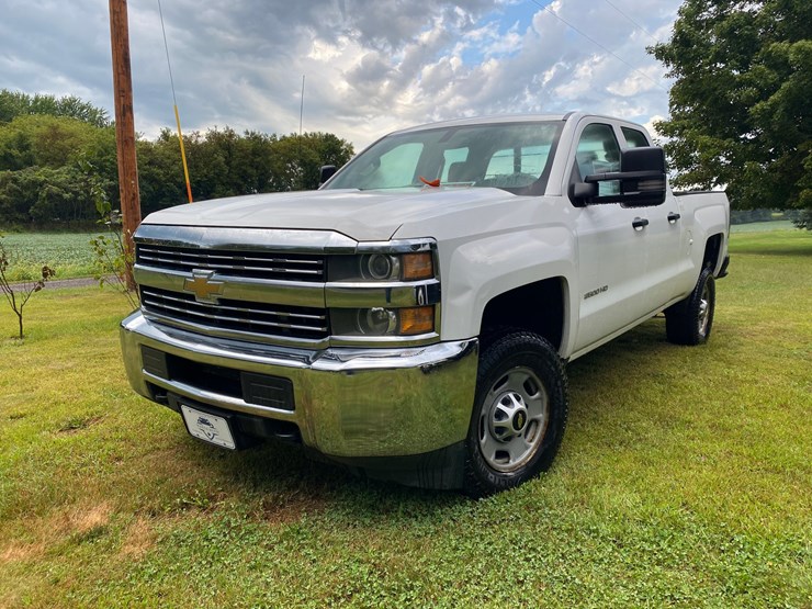 2015-chevrolet-2500-image-1