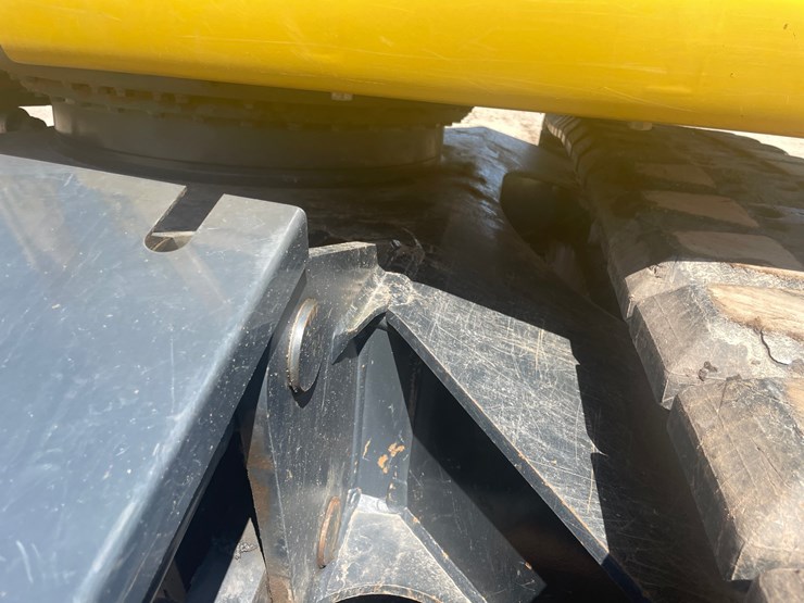 2019-komatsu-pc138us-image-48