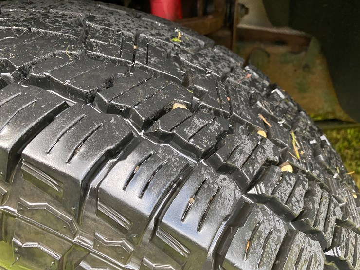 2015-chevrolet-2500-image-14