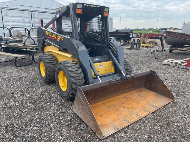 2006-new-holland-ls180-image-3